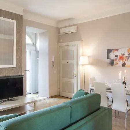 Apartment Suitelowcost Spiga Milan